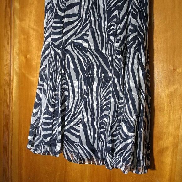 JONES NEW YORK SILK/RAYON LINED ANIMAL PRINT SKIRT SZ 14 - Picture 2 of 8